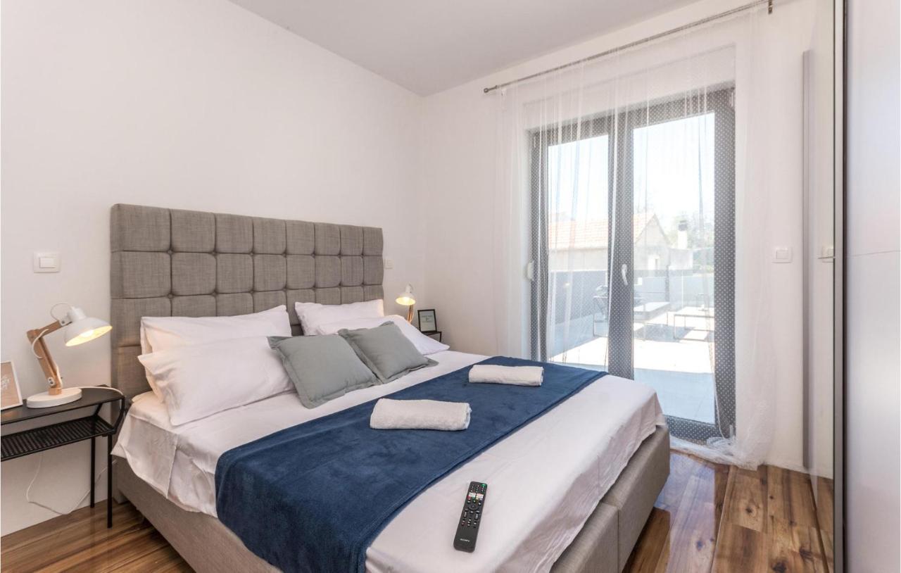 3 Bedroom Beautiful Home In Rastane Donje Donje Rastane Экстерьер фото