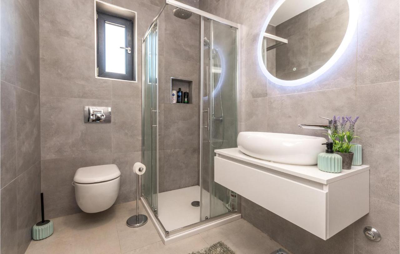 3 Bedroom Beautiful Home In Rastane Donje Donje Rastane Экстерьер фото